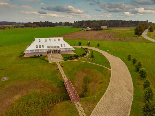 Jaunklidža bibliotēka - saieta nams